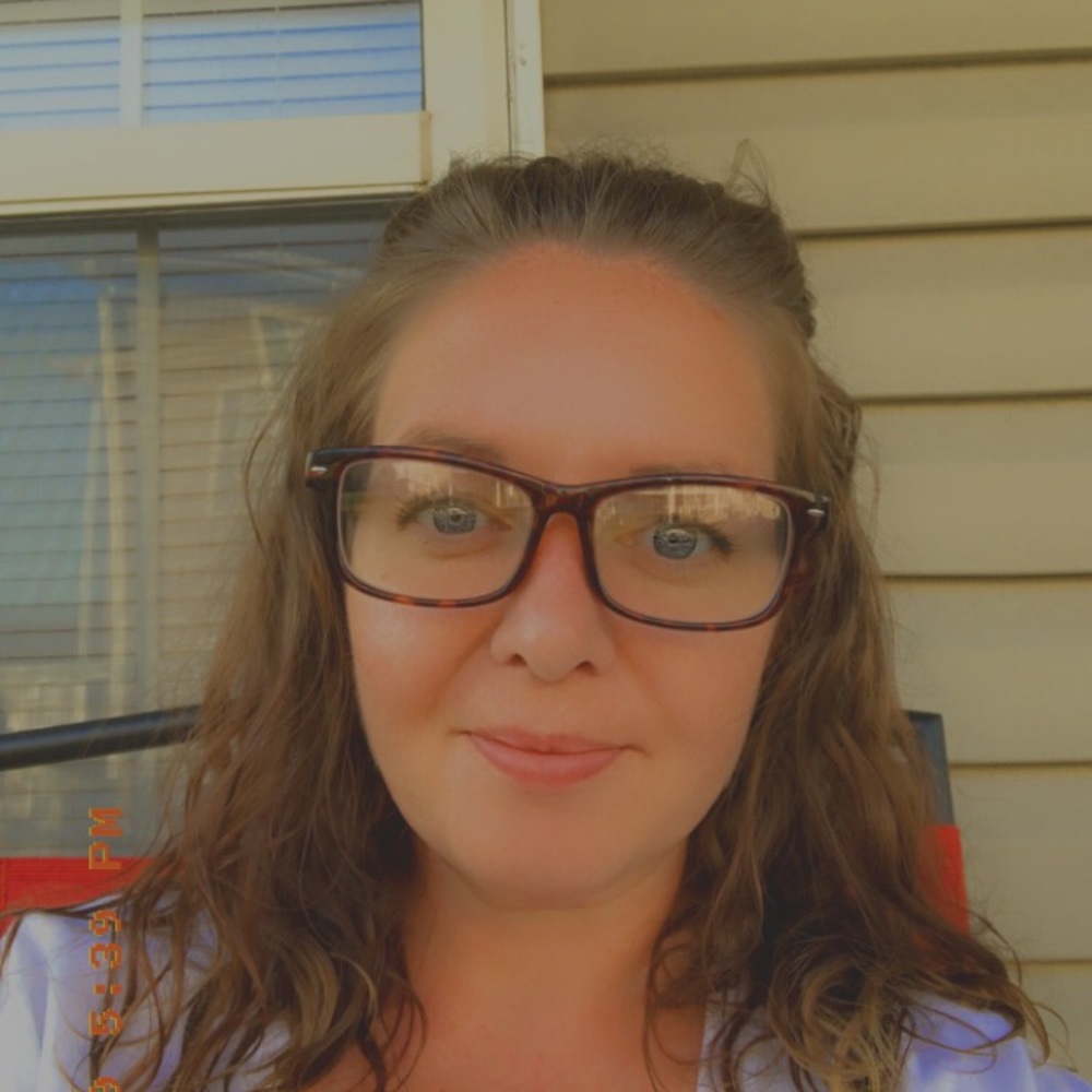 Meet your Posher, Jillian